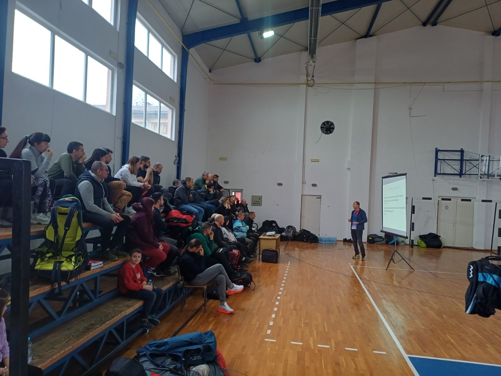 Održan seminar o bezbednosti u paraglajdingu